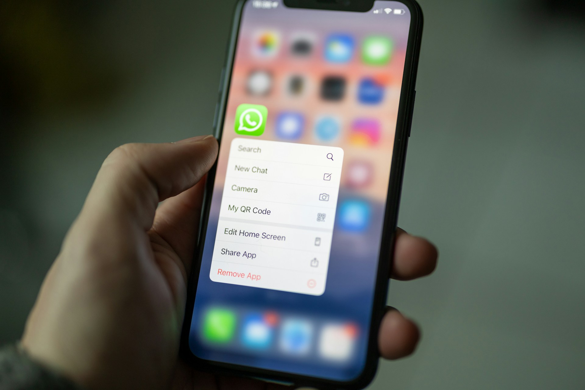 WhatsApp tests paid “Plus” plan in Pakistan (Price Revealed)